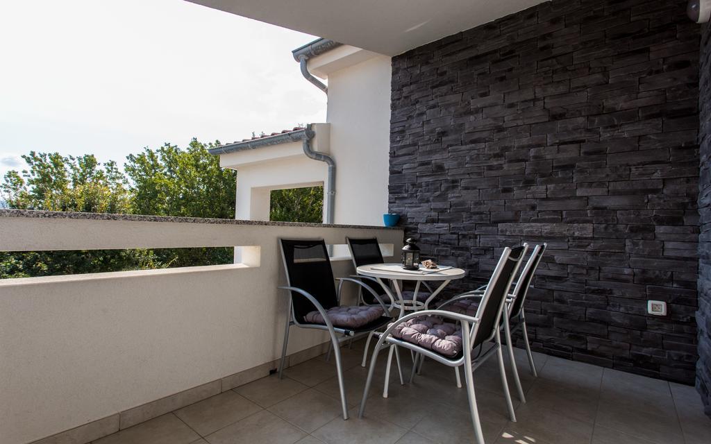Apartments Matea Baška Extérieur photo