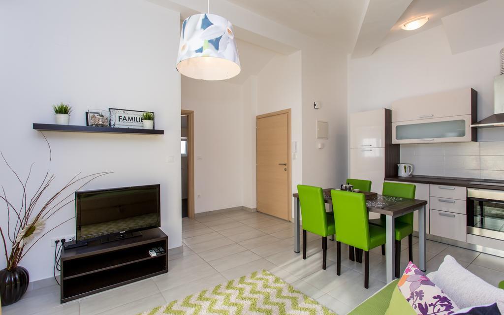 Apartments Matea Baška Extérieur photo