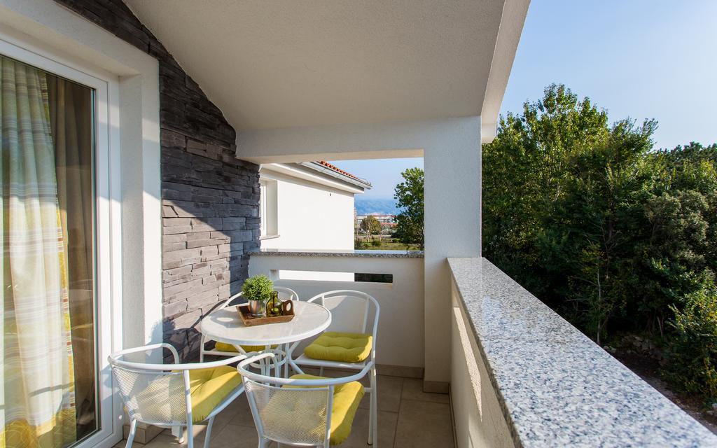 Apartments Matea Baška Extérieur photo